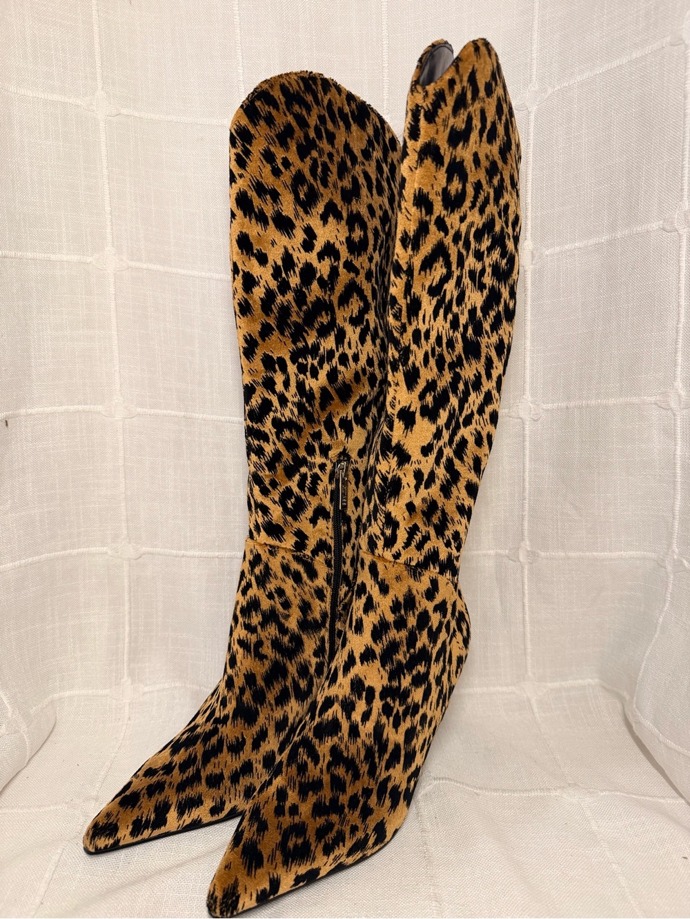 GUESS Palisa Leopard Print Knee High Pointed Toe Boots Size 6 New